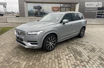 Volvo XC90 2024 Plus Bright