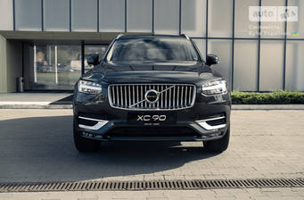 Volvo XC90 2024 Plus Bright