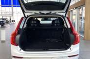 Volvo XC90 - фото 9