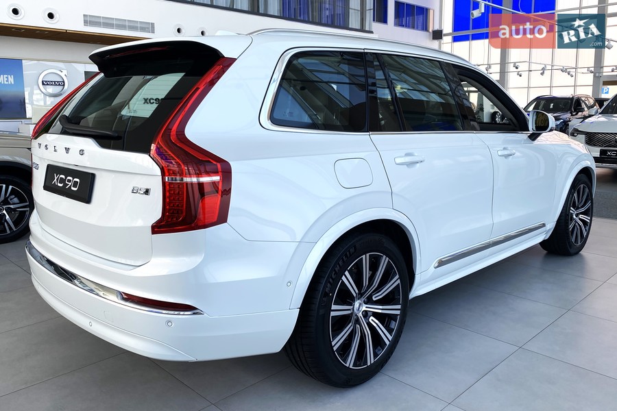 Volvo XC90 - фото 4