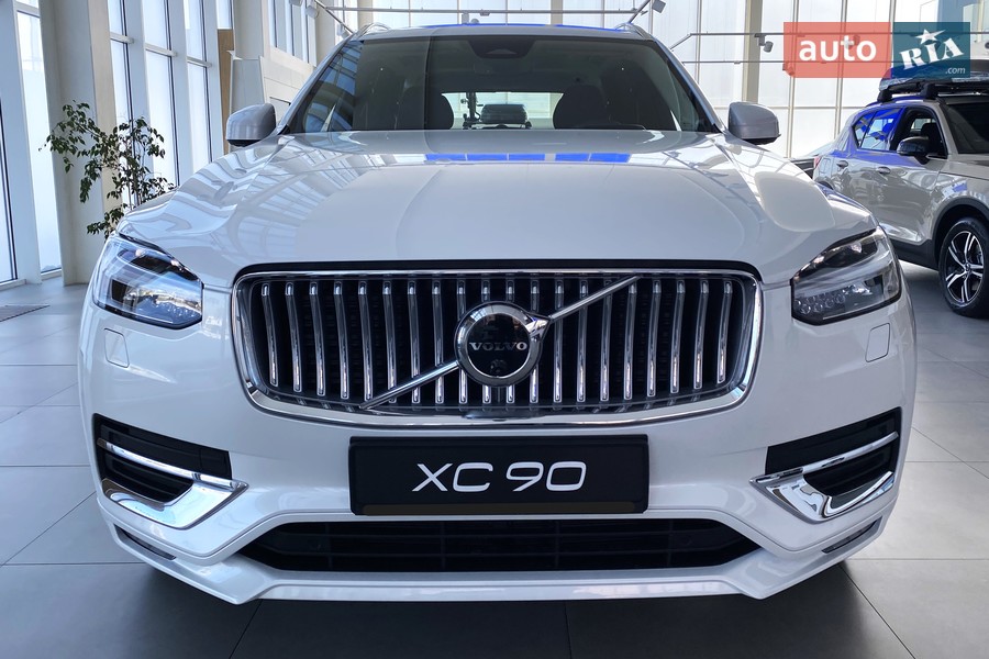 Volvo XC90 - фото 2