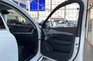 Volvo XC90 - фото 10