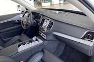 Volvo XC90 - фото 15