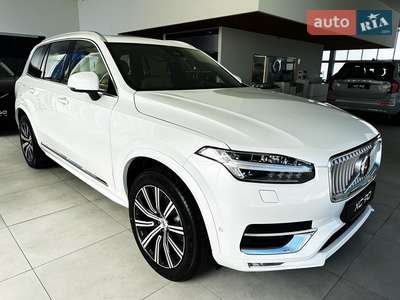 Volvo XC90 2024 Ultra Bright