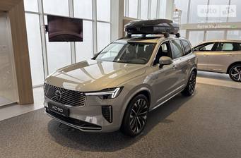 Volvo XC90 2025 Ultra Bright