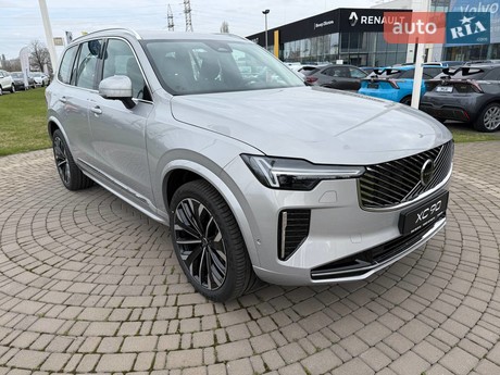 Volvo XC90 2025