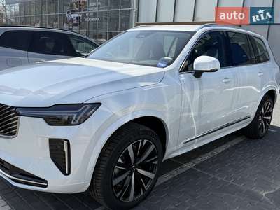 Volvo XC90 2025 Core