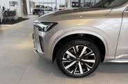 Volvo XC90 Core