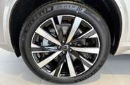 Volvo XC90 Core