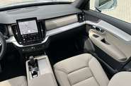 Volvo XC90 Core