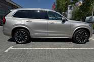 Volvo XC90 Ultra Bright