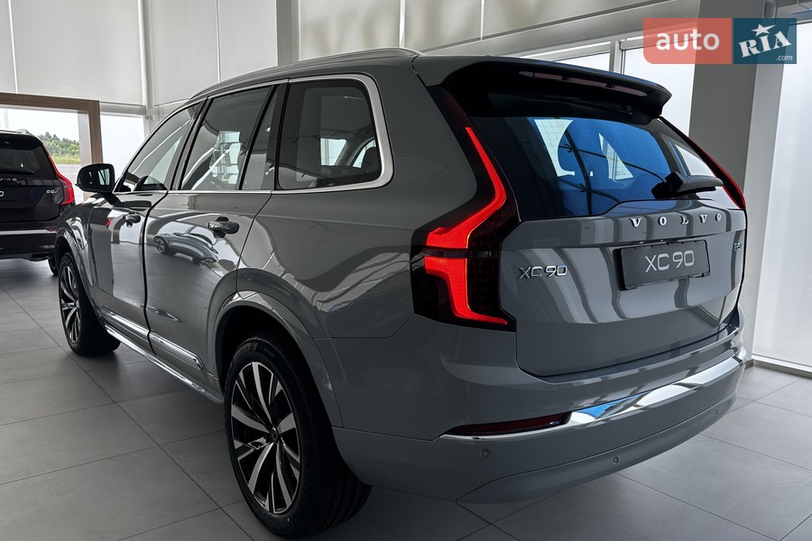 Volvo XC90 - фото 4