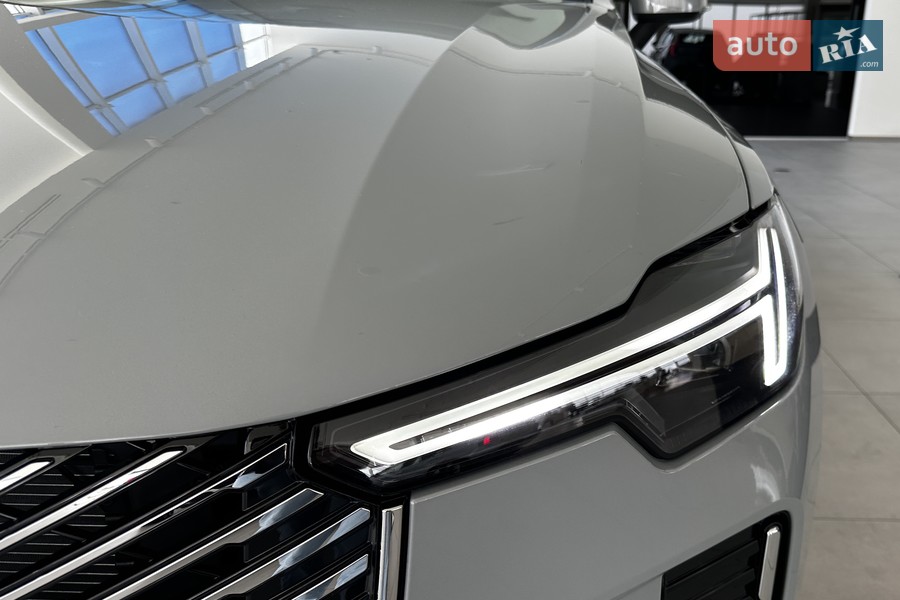 Volvo XC90 - фото 5