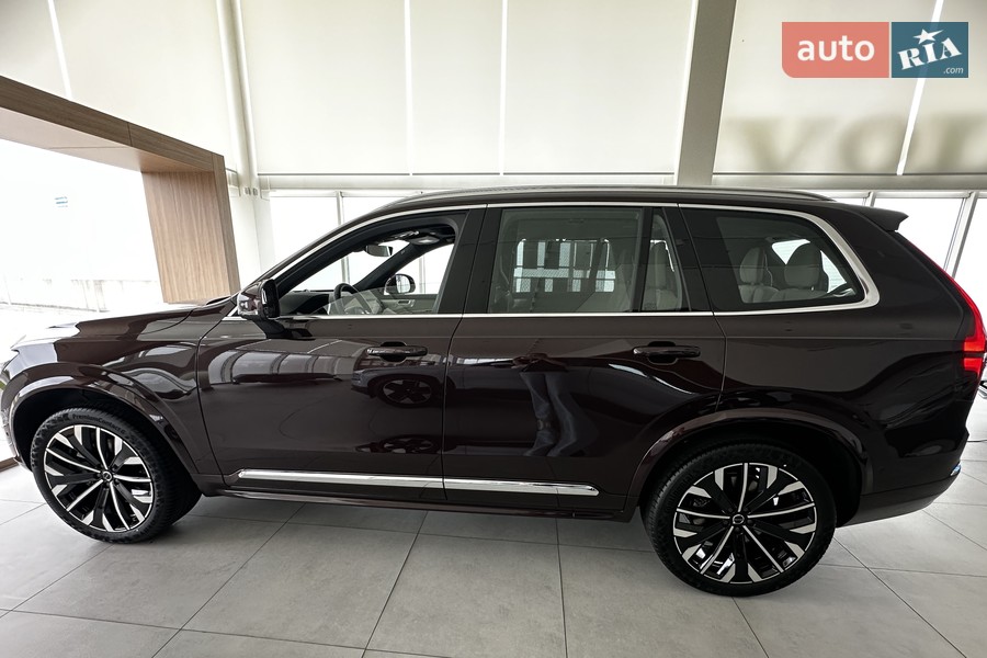 Volvo XC90 - фото 3