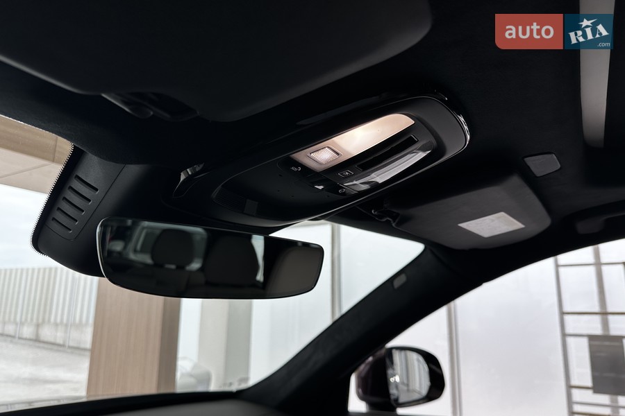 Volvo XC90 - фото 11
