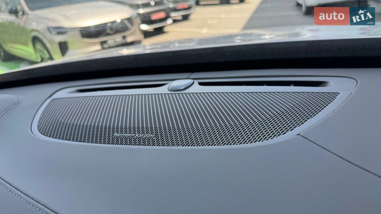 Volvo-0