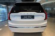 Volvo XC90 Ultra Bright