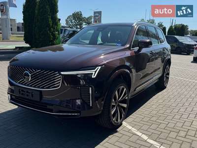 Volvo XC90 2025 Core