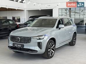Volvo XC90 B5 2.0 AT (250 к.с.) MHEV AWD 2025