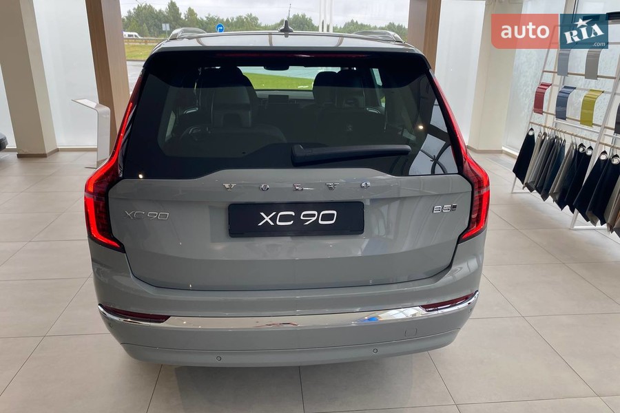 Volvo XC90 - фото 9