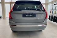 Volvo XC90 - фото 10