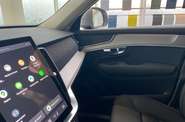 Volvo XC90 - фото 16