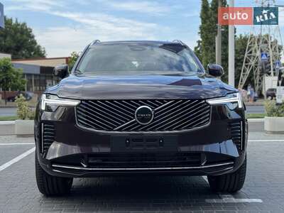 Volvo XC90 2025 Core