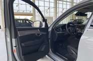 Volvo XC90 - фото 17