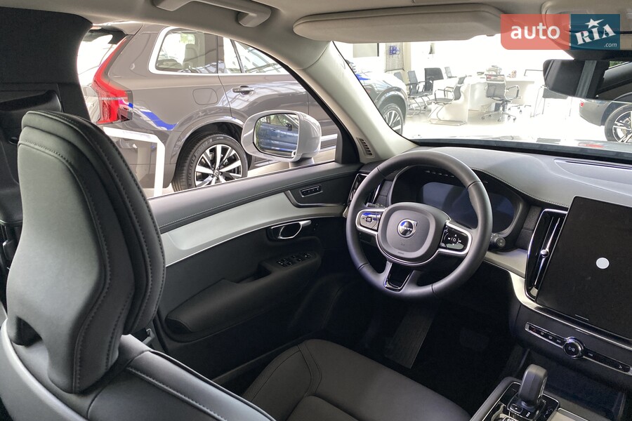 Volvo XC90 - фото 22