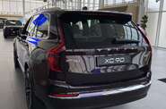 Volvo XC90 - фото 6