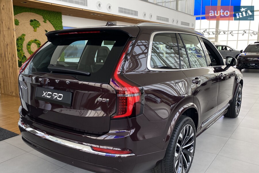 Volvo XC90 - фото 4