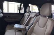 Volvo XC90 - фото 19