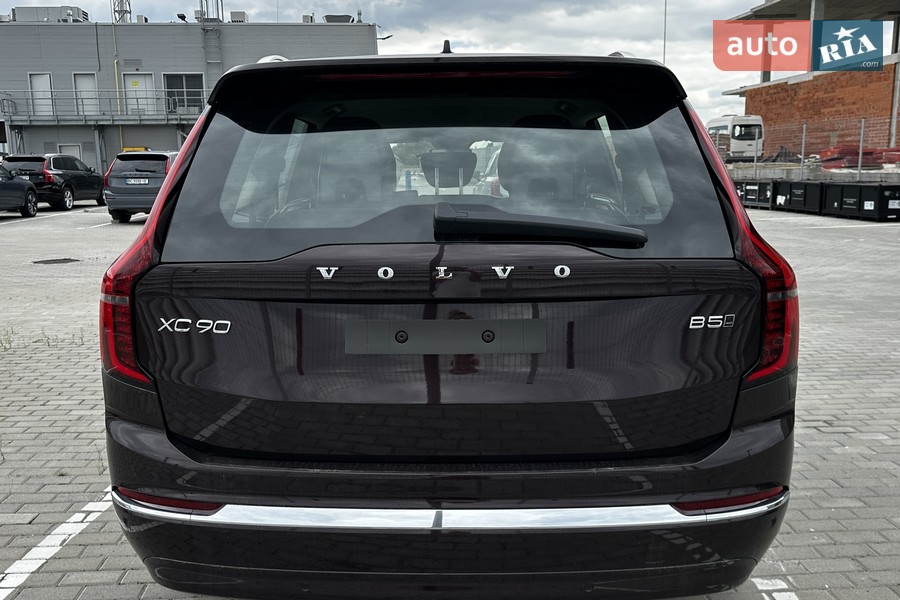Volvo XC90 - фото 5
