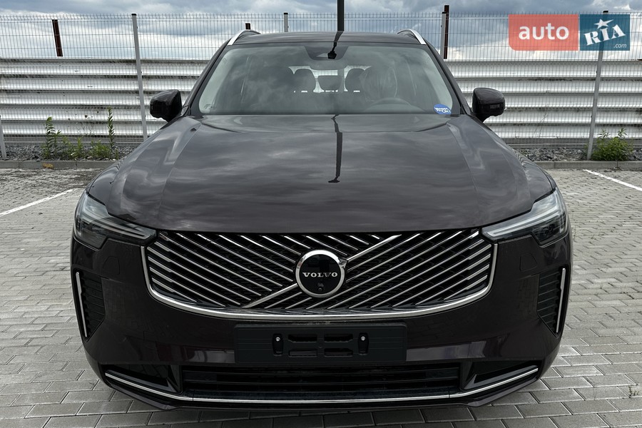 Volvo XC90 - фото 2