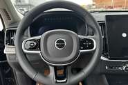 Volvo XC90 - фото 10