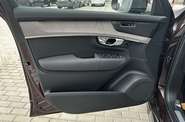 Volvo XC90 - фото 17