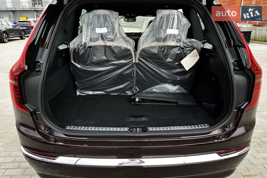 Volvo XC90 - фото 6