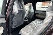 Volvo XC90 - фото 17