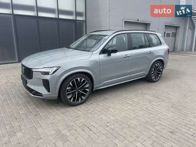 Volvo XC90 2025 Plus Dark