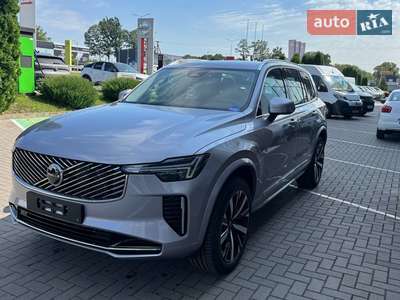 Volvo XC90 2025 Core