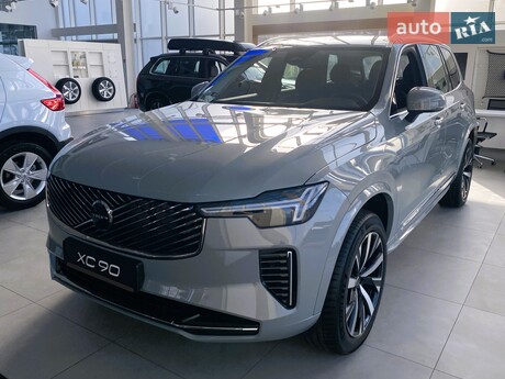 Volvo XC90 2025