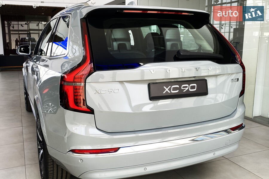 Volvo XC90 - фото 4