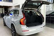 Volvo XC90 - фото 8
