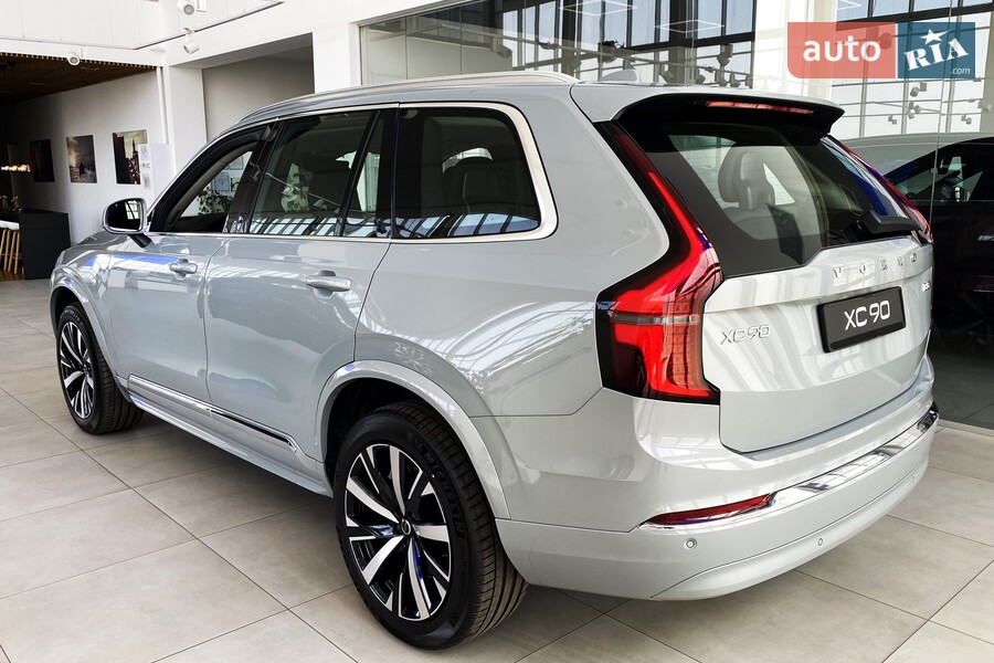 Volvo XC90 - фото 5