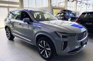 Volvo XC90 - фото 1