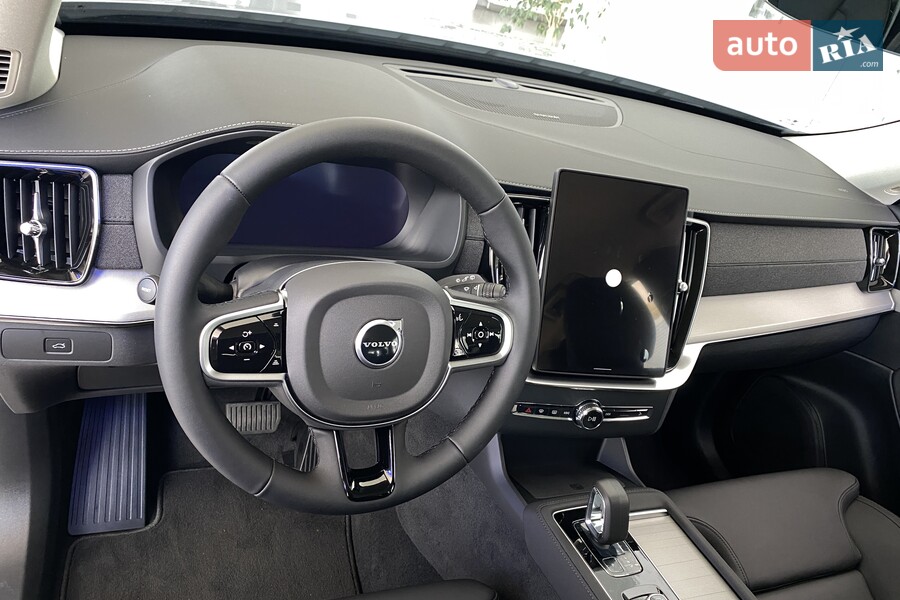 Volvo XC90 - фото 23