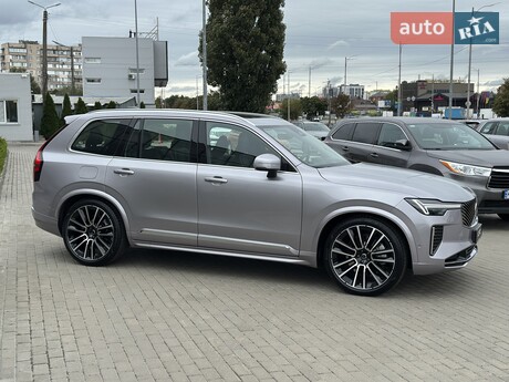 Volvo XC90 2026