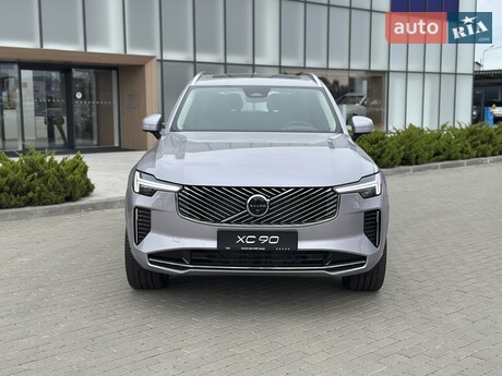 Volvo XC90 2026