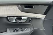 Volvo XC90 Ultra Bright