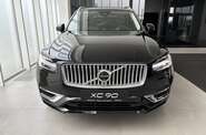 Volvo XC90 Ultimate Dark